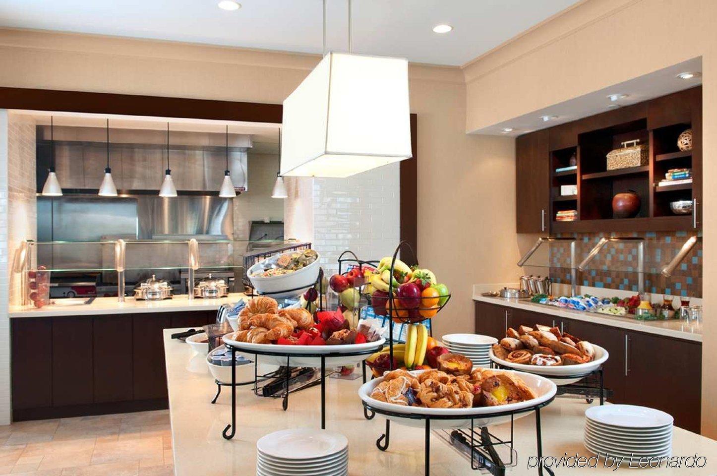 Hilton Garden Inn Амарило Ресторант снимка