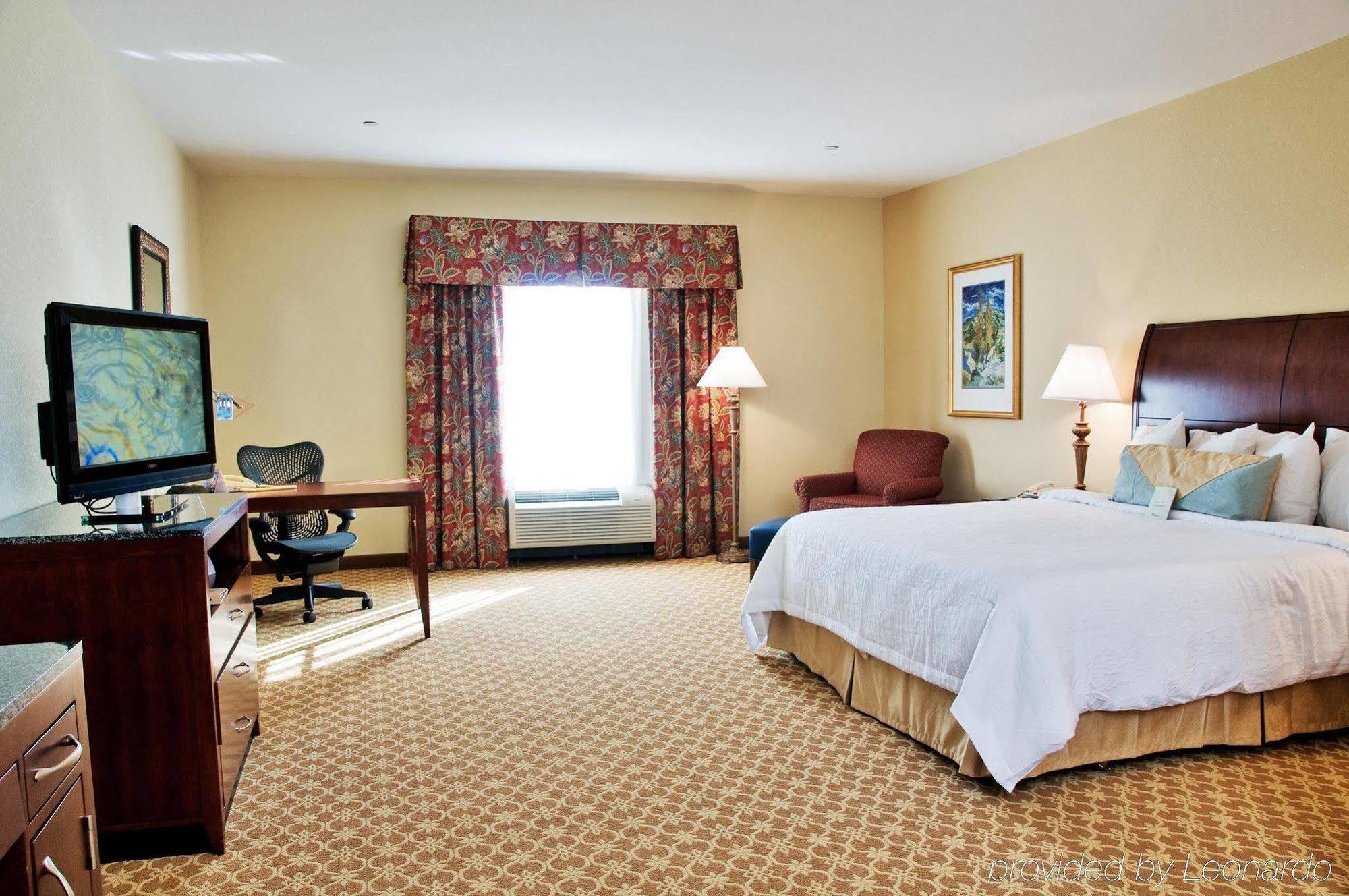Hilton Garden Inn Амарило Стая снимка